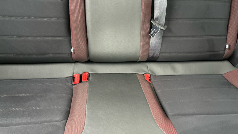 Nissan Juke 1.5 dCi N-Connecta 5dr Diesel Hatchback